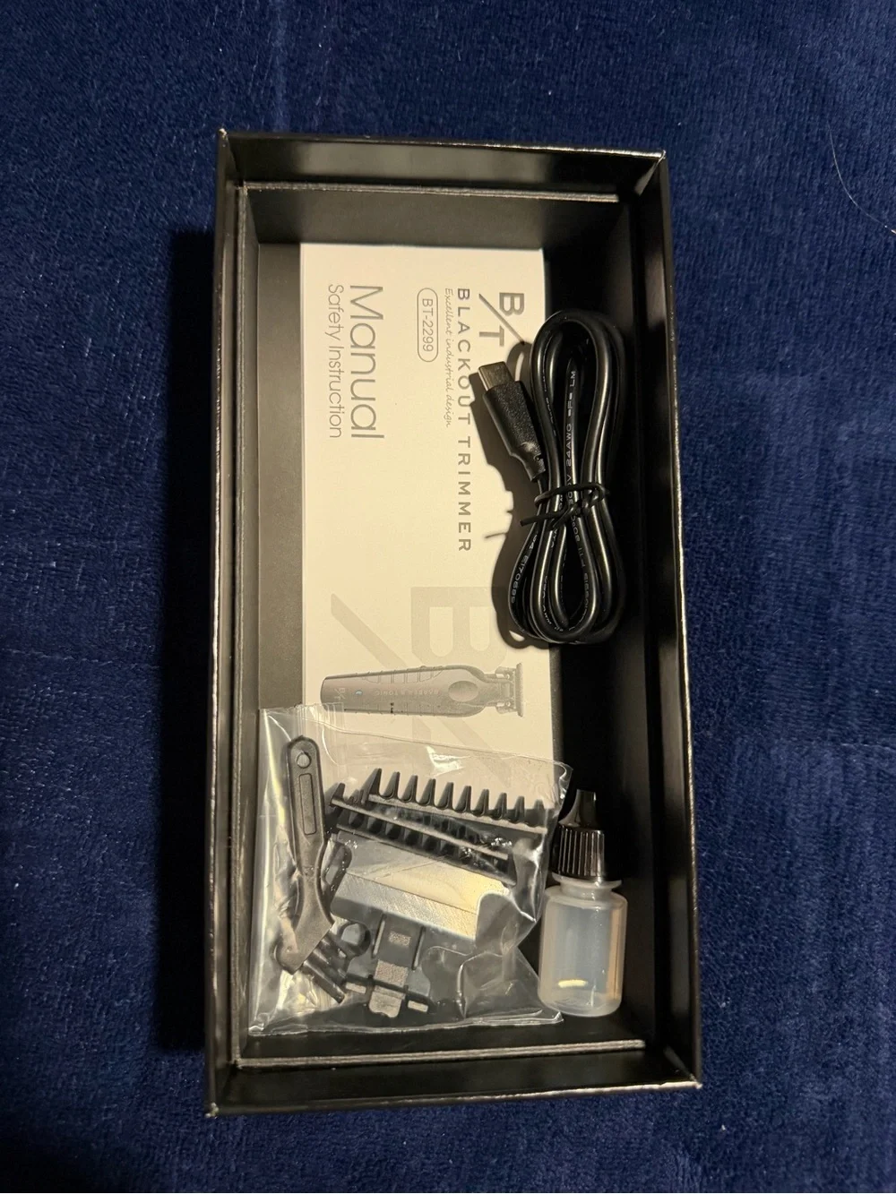 Barbertonic Blackout Trimmer — Black Cordless Men's Grooming Trimmer